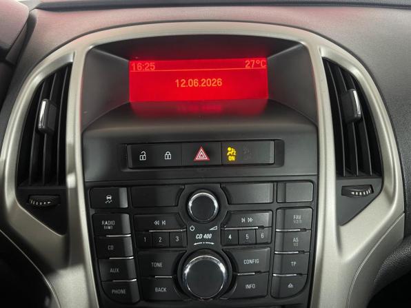 Opel Astra J с пробегом 2011 года, цена 620 000 рублей, 192075 км, хэтчбек, Автокод Объявления
