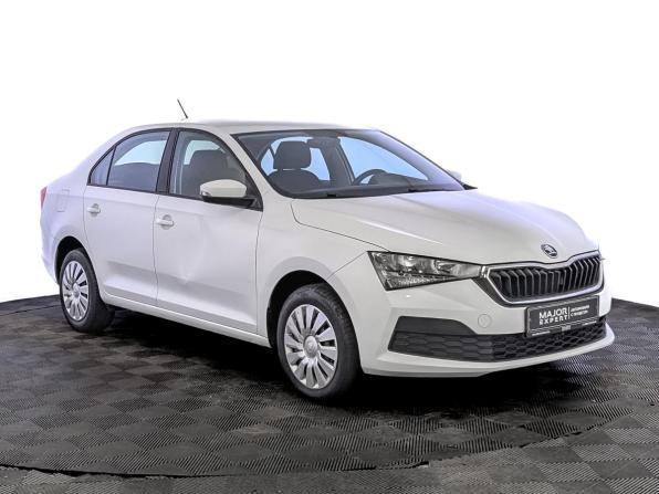 Skoda Rapid II с пробегом 2022 года, цена 1 650 000 рублей, 85876 км, лифтбек, Автокод Объявления