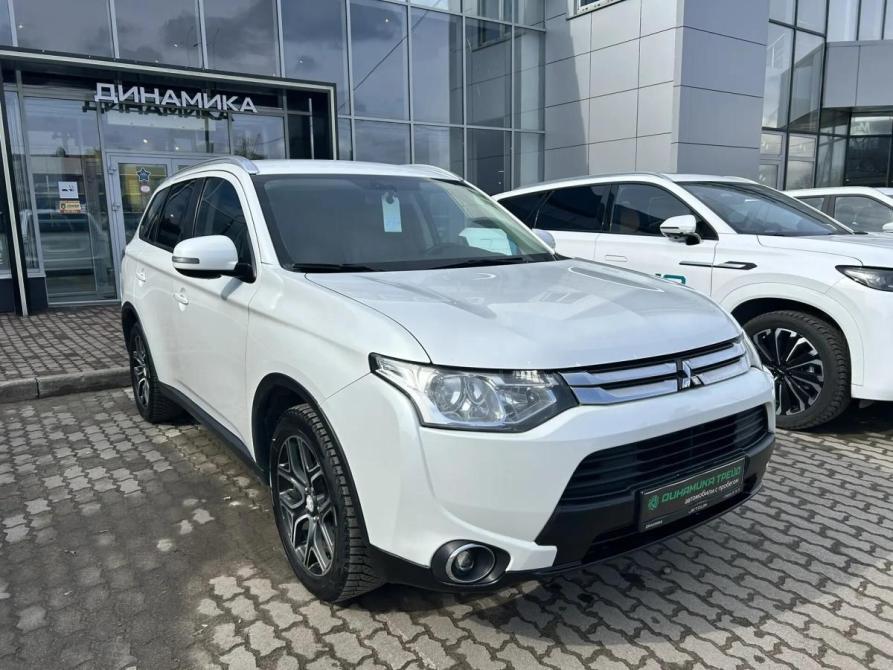 Mitsubishi Outlander III Рестайлинг Череповец  - изображение 3