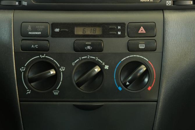 Toyota Corolla IX (E120 E130) Рестайлинг с пробегом 2006 года, цена 619 000 рублей, 376000 км, седан, Автокод Объявления
