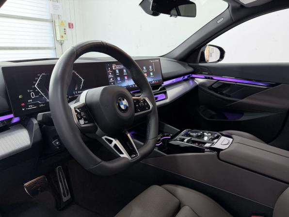BMW 5 серии VIII (G60/G61/G68) с пробегом 2025 года, цена 8 270 000 рублей, 10379 км, седан, Автокод Объявления