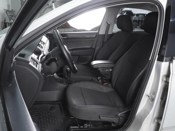 Skoda Rapid I с пробегом 2014 года, цена 1 009 000 рублей, 152523 км, лифтбек, Автокод Объявления