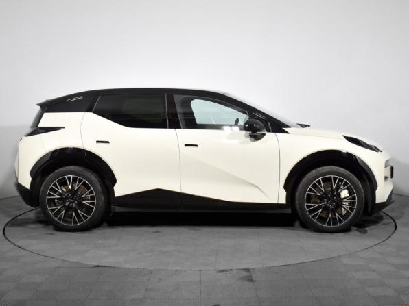 Zeekr X I с пробегом 2023 года, цена 3 298 900 рублей, 55728 км, внедорожник, Автокод Объявления