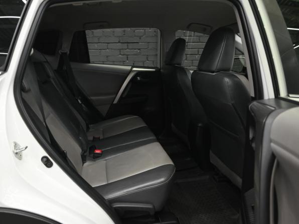 Toyota RAV4 IV (XA40) с пробегом 2013 года, цена 2 250 000 рублей, 150000 км, внедорожник, Автокод Объявления