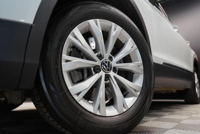 Volkswagen Tiguan II Рестайлинг с пробегом 2020 года, цена 3 399 000 рублей, 58890 км, внедорожник, Автокод Объявления