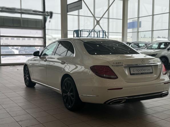 Mercedes-Benz E-Класс V (W213 S213 C238) с пробегом 2018 года, цена 3 524 000 рублей, 80762 км, седан, Автокод Объявления