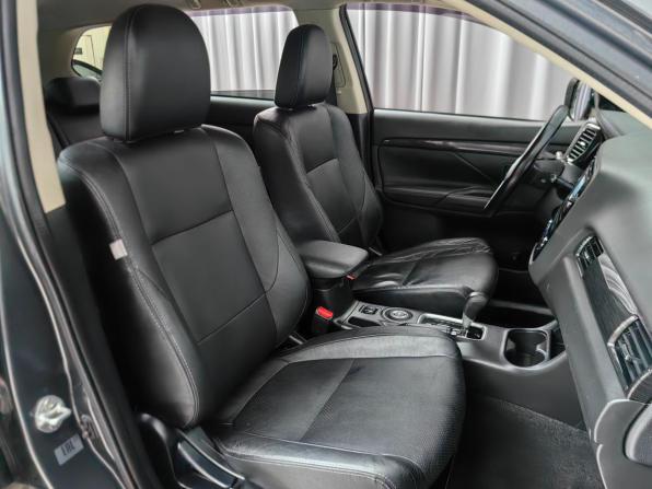 Mitsubishi Outlander III Рестайлинг 2 с пробегом 2015 года, цена 1 625 000 рублей, 146000 км, внедорожник, Автокод Объявления