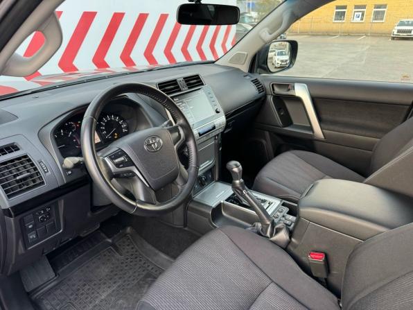 Toyota Land Cruiser Prado 150 Series Рестайлинг 3 с пробегом 2021 года, цена 6 000 000 рублей, 24490 км, внедорожник, Автокод Объявления