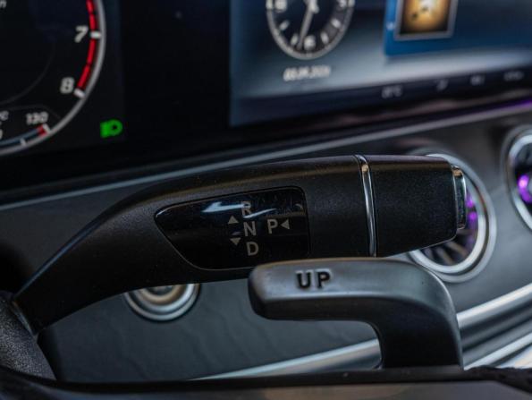 Mercedes-Benz E-Класс V (W213 S213 C238) с пробегом 2016 года, цена 2 800 000 рублей, 220417 км, седан, Автокод Объявления