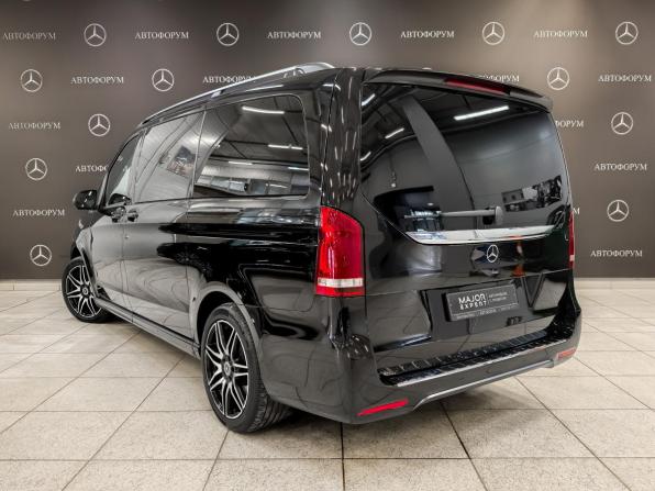 Mercedes-Benz V-Класс III (W447) Рестайлинг с пробегом 2019 года, цена 6 900 000 рублей, 42263 км, минивэн, Автокод Объявления