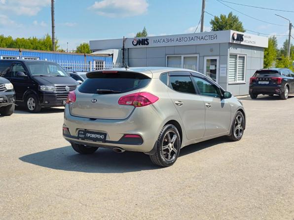 Kia Ceed II с пробегом 2013 года, цена 827 000 рублей, 226603 км, хэтчбек, Автокод Объявления
