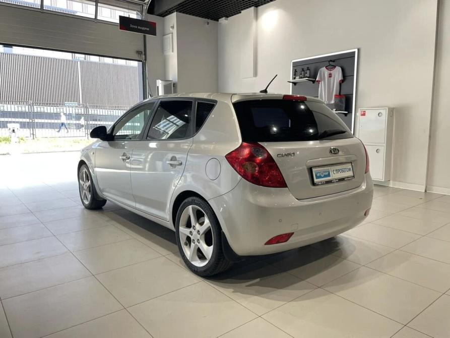 Kia Ceed I Москва  - изображение 6