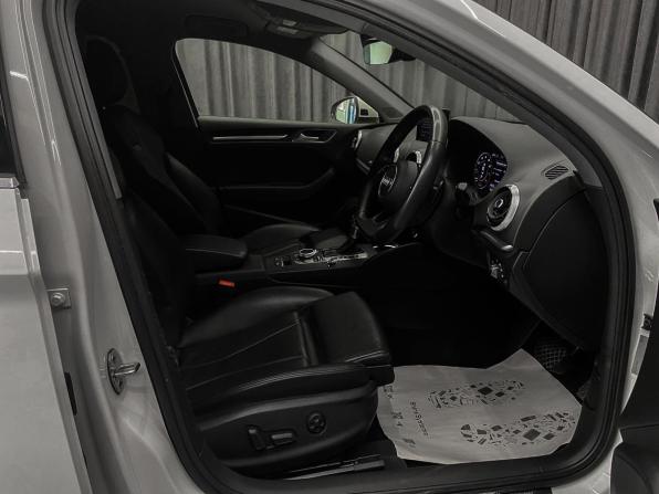 Audi A3 III (8V) Рестайлинг с пробегом 2019 года, цена 1 980 000 рублей, 40000 км, седан, Автокод Объявления