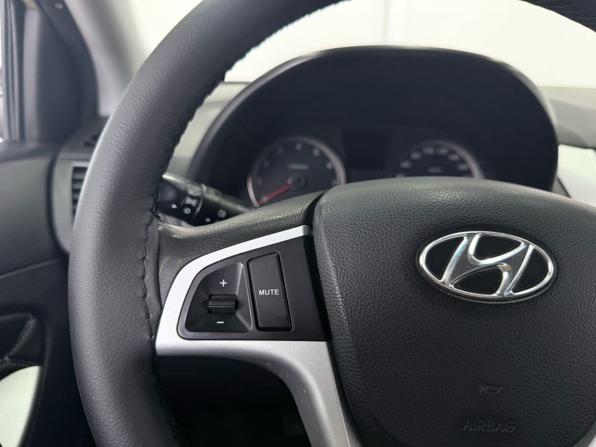 Hyundai Solaris I с пробегом 2011 года, цена 799 000 рублей, 155000 км, седан, Автокод Объявления