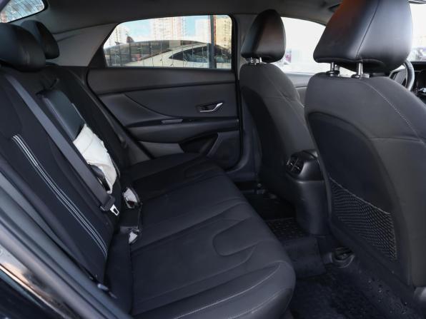 Hyundai Elantra VII (CN7) с пробегом 2021 года, цена 1 298 000 рублей, 343500 км, седан, Автокод Объявления