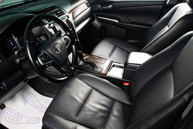 Toyota Camry VII (XV50) Рестайлинг с пробегом 2015 года, цена 2 159 000 рублей, 207768 км, седан, Автокод Объявления