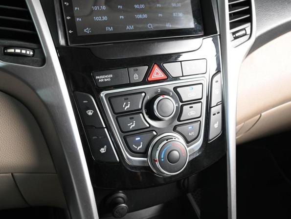 Hyundai i30 II с пробегом 2013 года, цена 849 000 рублей, 151051 км, хэтчбек, Автокод Объявления