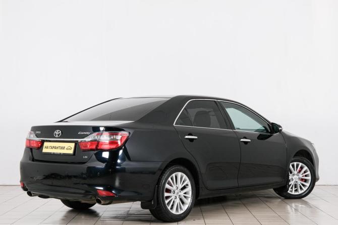 Toyota Camry VII (XV50) Рестайлинг с пробегом 2015 года, цена 2 599 000 рублей, 243000 км, седан, Автокод Объявления