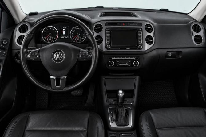Volkswagen Tiguan I с пробегом 2011 года, цена 1 279 000 рублей, 246000 км, внедорожник, Автокод Объявления