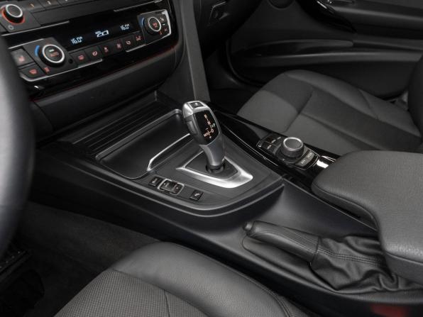 BMW 3 серии VI (F3x) Рестайлинг с пробегом 2017 года, цена 2 140 000 рублей, 103319 км, седан, Автокод Объявления