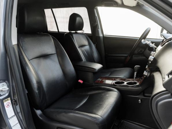 Toyota Highlander II (XU40) Рестайлинг с пробегом 2011 года, цена 2 050 000 рублей, 201653 км, внедорожник, Автокод Объявления