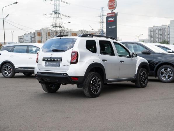 Renault Duster I Рестайлинг с пробегом 2017 года, цена 895 000 рублей, 265678 км, внедорожник, Автокод Объявления