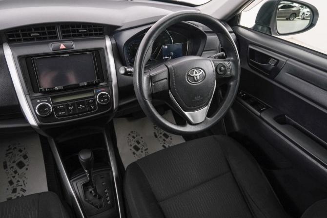 Toyota Corolla XI (E160 E170 E180) Рестайлинг 1 с пробегом 2016 года, цена 1 349 000 рублей, 150000 км, универсал, Автокод Объявления