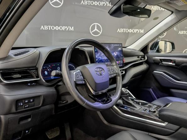 Toyota Highlander IV (XU70) с пробегом 2025 года, цена 5 350 000 рублей, 5585 км, внедорожник, Автокод Объявления