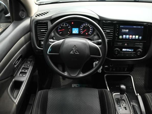 Mitsubishi Outlander III Рестайлинг 2 с пробегом 2017 года, цена 1 930 000 рублей, 89185 км, внедорожник, Автокод Объявления