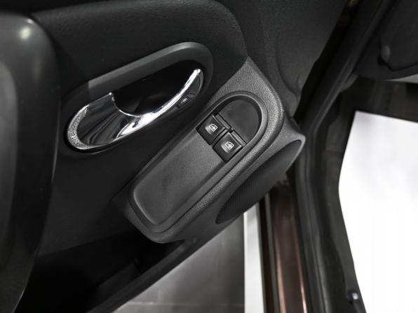 Renault Duster I Рестайлинг с пробегом 2016 года, цена 1 345 000 рублей, 119745 км, внедорожник, Автокод Объявления