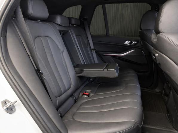 BMW X5 IV (G05/G18) с пробегом 2021 года, цена 6 807 000 рублей, 111364 км, внедорожник, Автокод Объявления