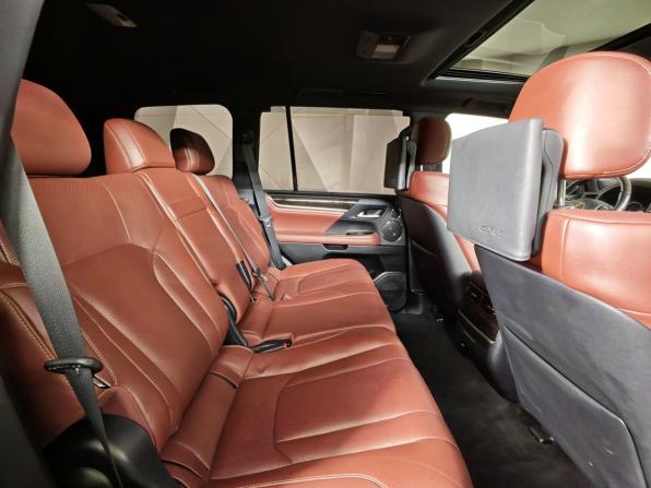 Lexus LX III Рестайлинг 2 с пробегом 2018 года, цена 6 495 000 рублей, 235868 км, внедорожник, Автокод Объявления