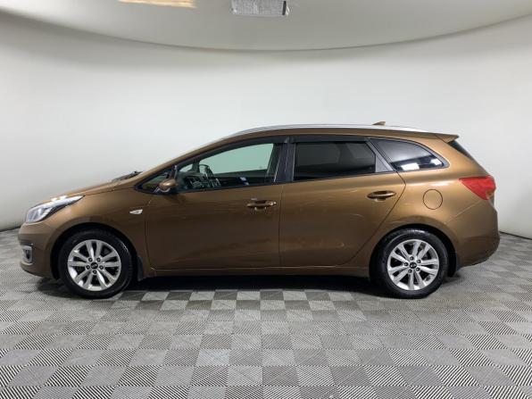 Kia Ceed II Рестайлинг с пробегом 2017 года, цена 1 350 000 рублей, 199630 км, хэтчбек, Автокод Объявления