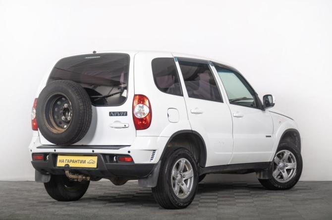 Chevrolet Niva I Рестайлинг с пробегом 2018 года, цена 799 000 рублей, 150000 км, внедорожник, Автокод Объявления