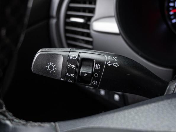 Kia Rio IV с пробегом 2019 года, цена 1 380 000 рублей, 130051 км, хэтчбек, Автокод Объявления