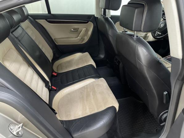 Volkswagen Passat CC I Рестайлинг с пробегом 2013 года, цена 1 175 000 рублей, 228188 км, седан, Автокод Объявления