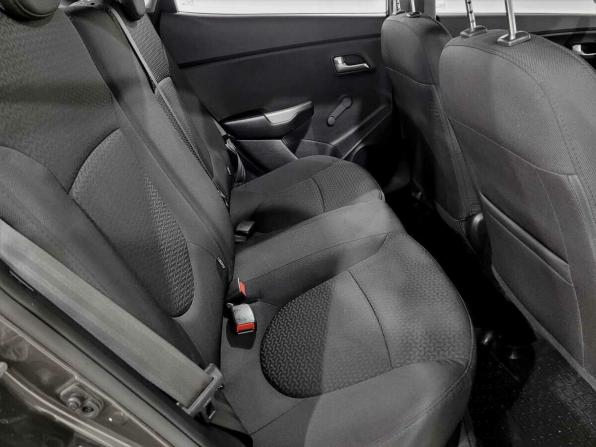 Kia Rio III Рестайлинг с пробегом 2015 года, цена 990 000 рублей, 153060 км, хэтчбек, Автокод Объявления