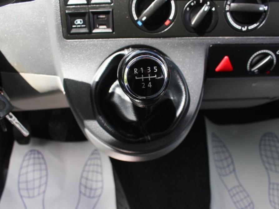 Volkswagen Caravelle T5 Калуга  - изображение 13