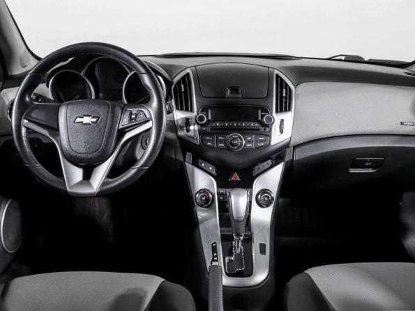 Chevrolet Cruze I Рестайлинг с пробегом 2013 года, цена 980 000 рублей, 69465 км, хэтчбек, Автокод Объявления