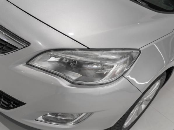 Opel Astra J с пробегом 2012 года, цена 645 000 рублей, 236564 км, хэтчбек, Автокод Объявления