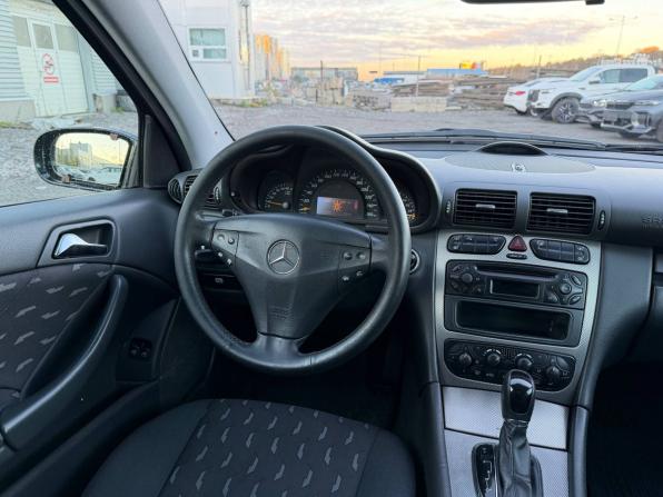 Mercedes-Benz C-Класс II (W203) с пробегом 2003 года, цена 500 000 рублей, 250000 км, хэтчбек, Автокод Объявления