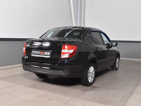 Lada (ВАЗ) Granta I Рестайлинг с пробегом 2023 года, цена 899 995 рублей, 33542 км, седан, Автокод Объявления