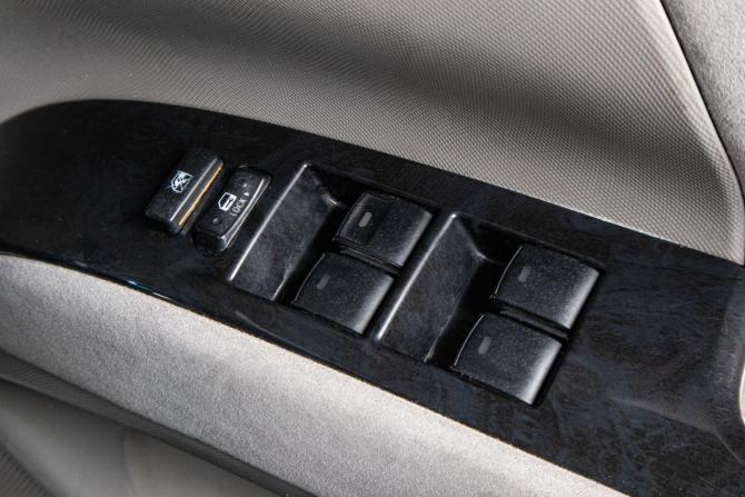 Toyota Estima III с пробегом 2006 года, цена 1 369 000 рублей, 201262 км, минивэн, Автокод Объявления