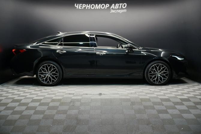 Toyota Avalon V с пробегом 2022 года, цена 3 690 000 рублей, 74000 км, седан, Автокод Объявления