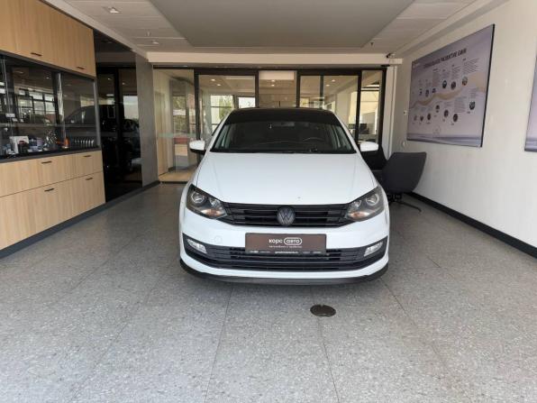 Volkswagen Polo V Рестайлинг с пробегом 2018 года, цена 996 500 рублей, 166489 км, седан, Автокод Объявления