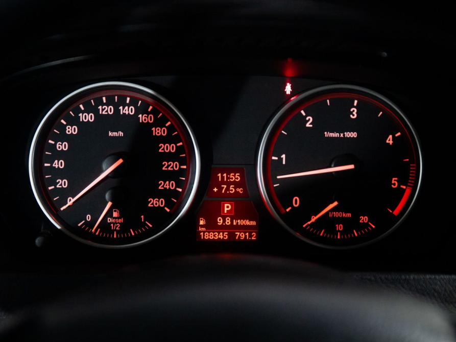 BMW X5 II (E70) Рестайлинг Иркутск  - изображение 14