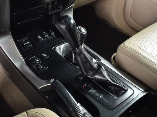 Toyota Land Cruiser Prado 120 Series Рестайлинг с пробегом 2008 года, цена 1 814 995 рублей, 387079 км, внедорожник, Автокод Объявления