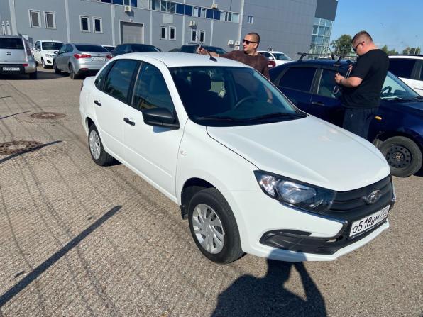 Lada (ВАЗ) Granta I Рестайлинг с пробегом 2024 года, цена 835 000 рублей, 5656 км, седан, Автокод Объявления
