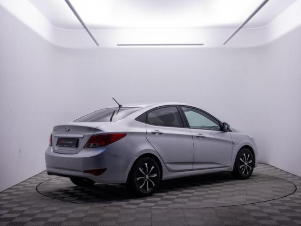 Hyundai Solaris I Рестайлинг с пробегом 2016 года, цена 1 000 000 рублей, 207919 км, седан, Автокод Объявления