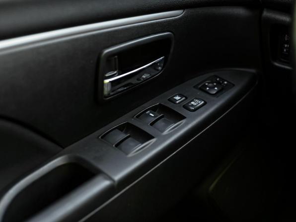 Mitsubishi ASX I с пробегом 2013 года, цена 1 020 000 рублей, 200960 км, внедорожник, Автокод Объявления
